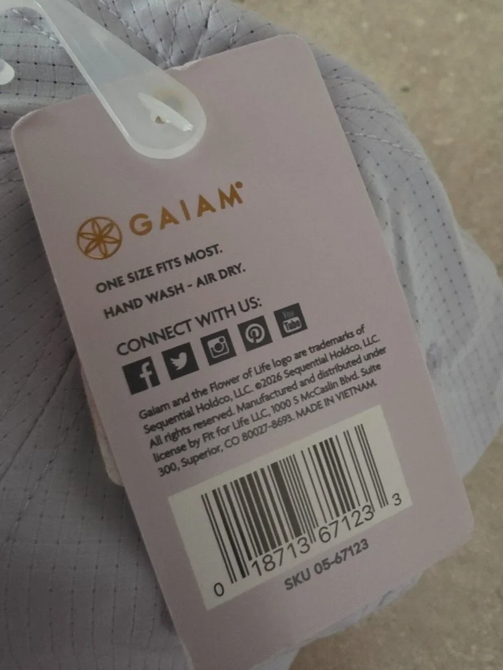 GAIAM women light